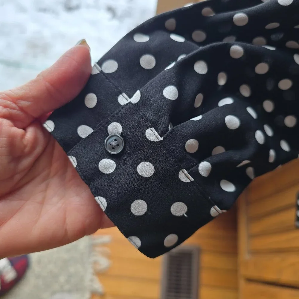 Ann Taylor Black and White Polka Dot Blouse, GUC size Large - Picture 3 of 9